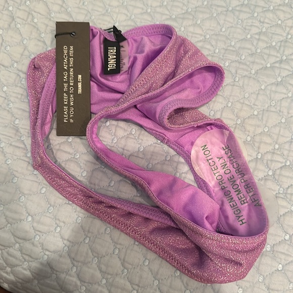 Perfect condition Triangl set! - Picture 4 of 7